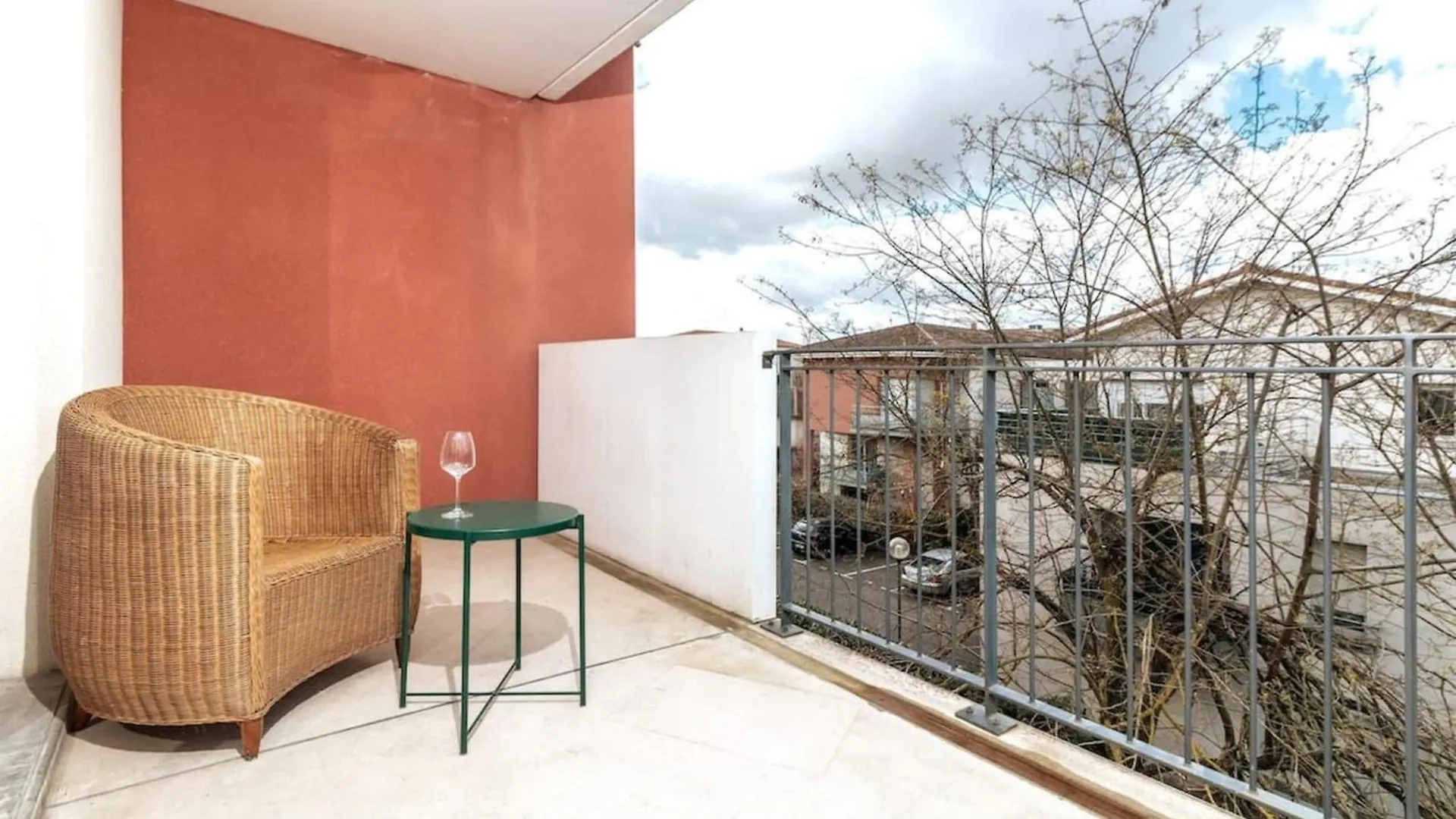 Appartement Daurade Balcon Parking Free - Bus Proche Centre à Toulouse